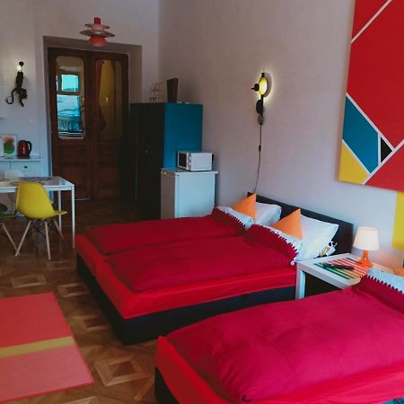 View To The Cracow Basic Apartment Красков Екстериор снимка