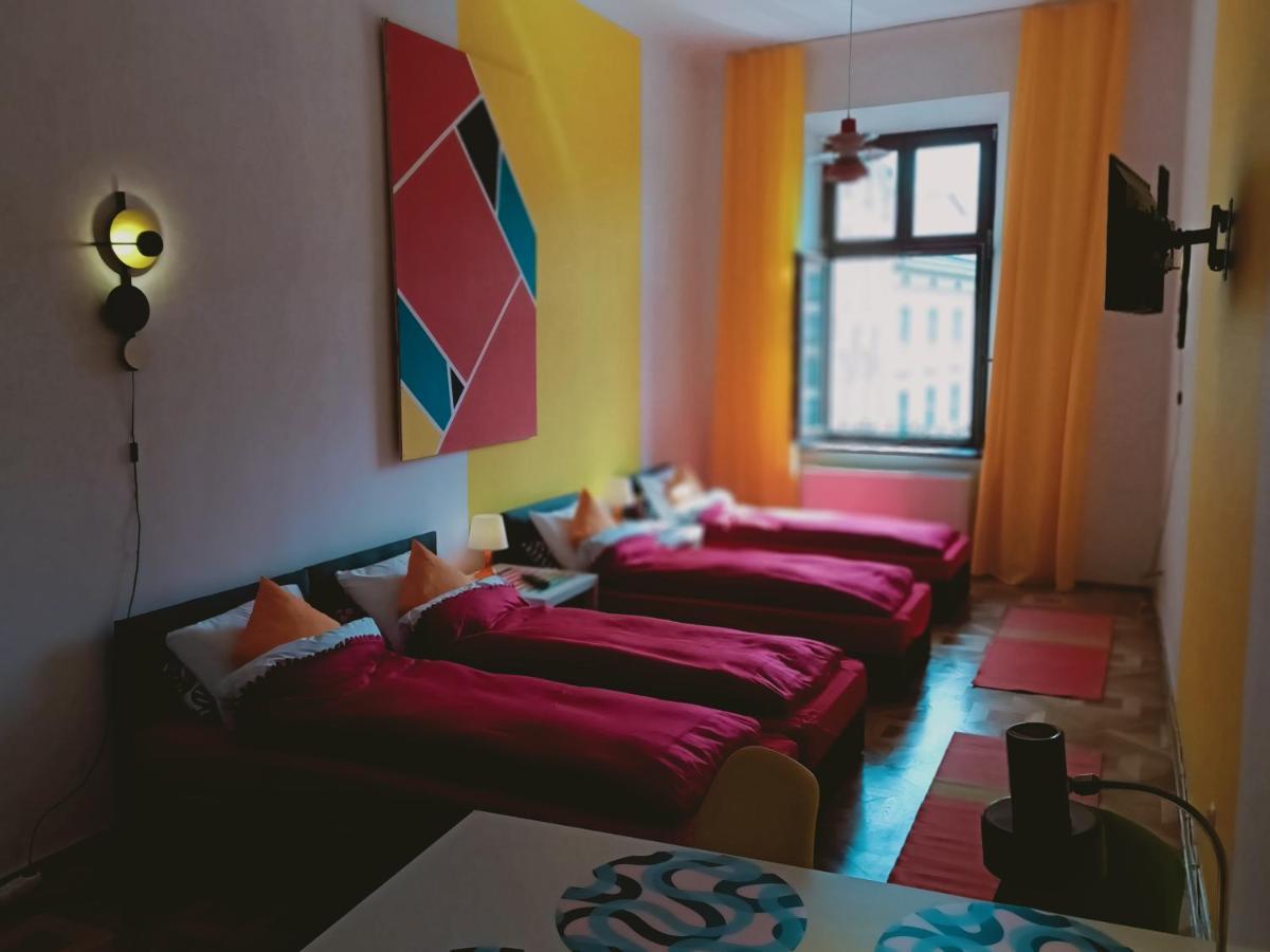 View To The Cracow Basic Apartment Красков Екстериор снимка