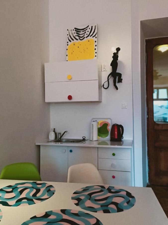 View To The Cracow Basic Apartment Красков Екстериор снимка