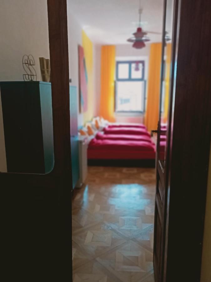 View To The Cracow Basic Apartment Красков Екстериор снимка