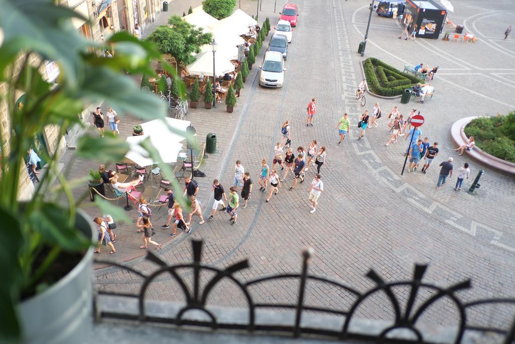 View To The Cracow Basic Apartment Красков Екстериор снимка
